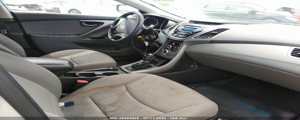 KMHDH4AE3FU425480 2015 HYUNDAI ELANTRA photo no. 5