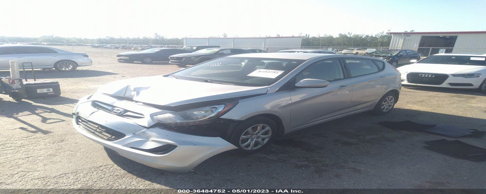 KMHCT5AE3DU089049 2013 HYUNDAI ACCENT photo no. 2