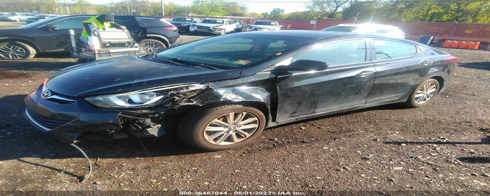 5NPDH4AE4FH638890 2015 HYUNDAI ELANTRA photo no. 2