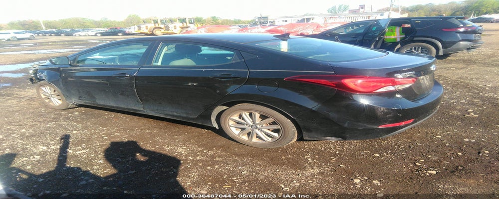 5NPDH4AE4FH638890 2015 HYUNDAI ELANTRA photo no. 3