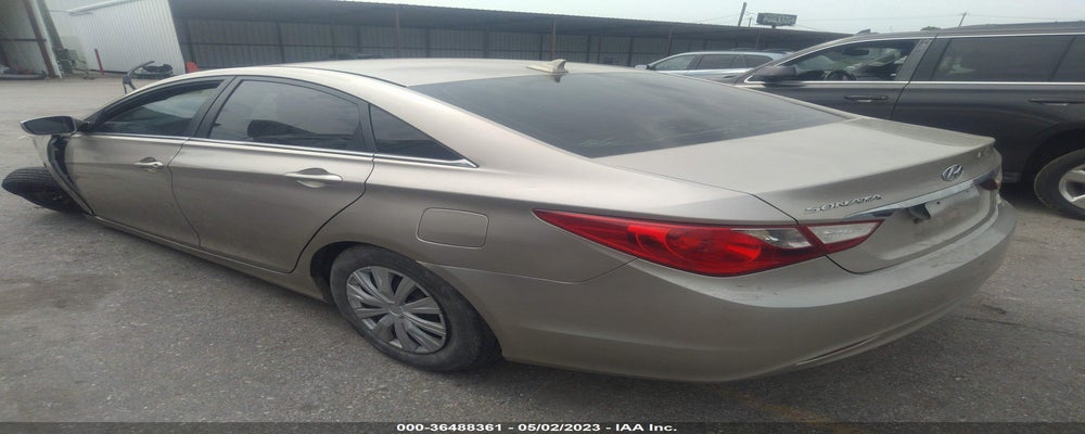 5NPEB4ACXBH064441 2011 HYUNDAI SONATA photo no. 3
