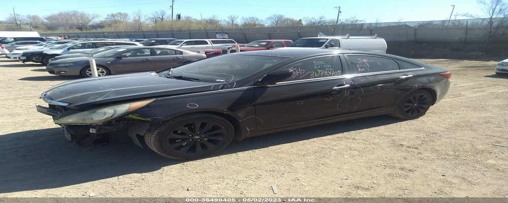 5NPEC4AB8BH316661 2011 HYUNDAI SONATA photo no. 2