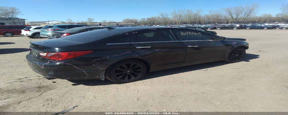 5NPEC4AB8BH316661 2011 HYUNDAI SONATA photo no. 4