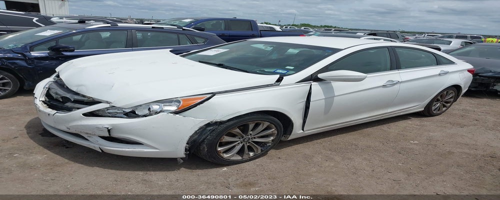 5NPEC4AC1BH182679 2011 HYUNDAI SONATA photo no. 2