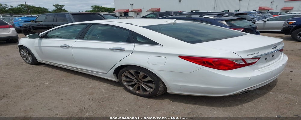 5NPEC4AC1BH182679 2011 HYUNDAI SONATA photo no. 3