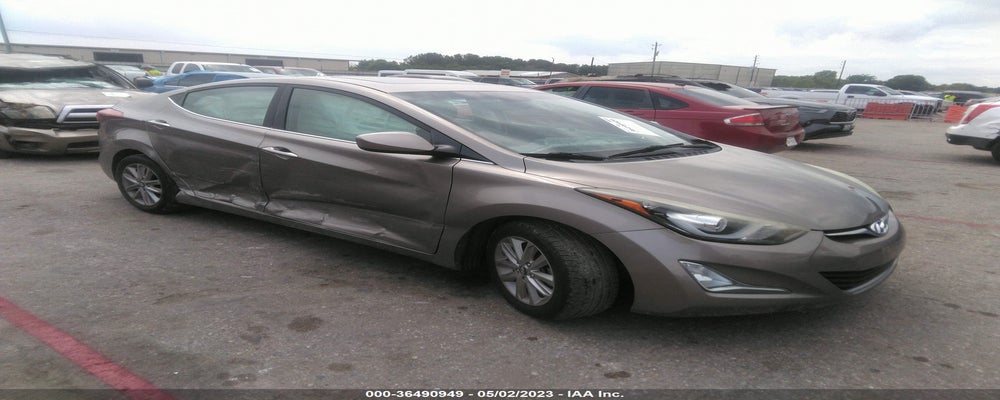 5NPDH4AE9FH588813 2015 HYUNDAI ELANTRA photo no. 3