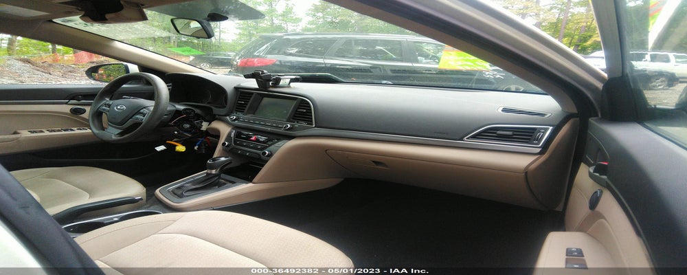 KMHD84LF4HU246003 2017 HYUNDAI ELANTRA photo no. 5