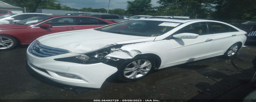 5NPEC4AB6BH307764 2011 HYUNDAI SONATA photo no. 2