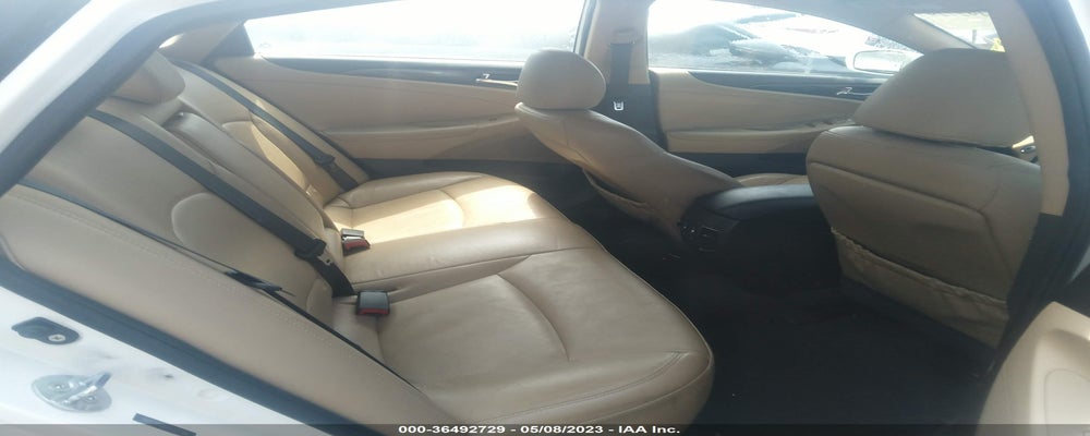 5NPEC4AB6BH307764 2011 HYUNDAI SONATA photo no. 8
