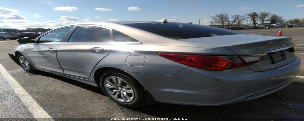 5NPEB4ACXCH485917 2012 HYUNDAI SONATA photo no. 3