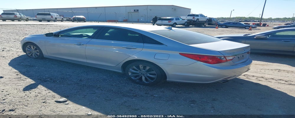 5NPEC4AC2BH091727 2011 HYUNDAI SONATA photo no. 3