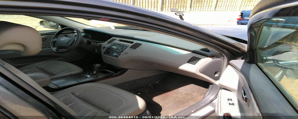 KMHFC4DF7BA537738 2011 HYUNDAI AZERA photo no. 5