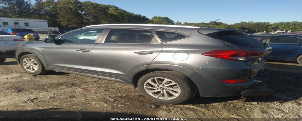 KM8J33A42GU075201 2016 HYUNDAI TUCSON photo no. 3