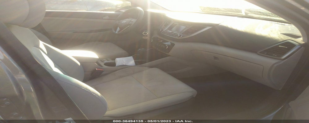 KM8J33A42GU075201 2016 HYUNDAI TUCSON photo no. 5