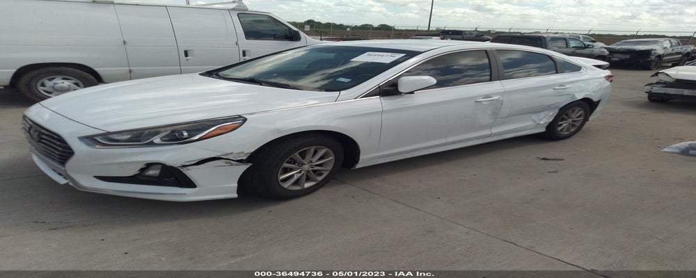 5NPE24AF8JH620111 2018 HYUNDAI SONATA photo no. 2