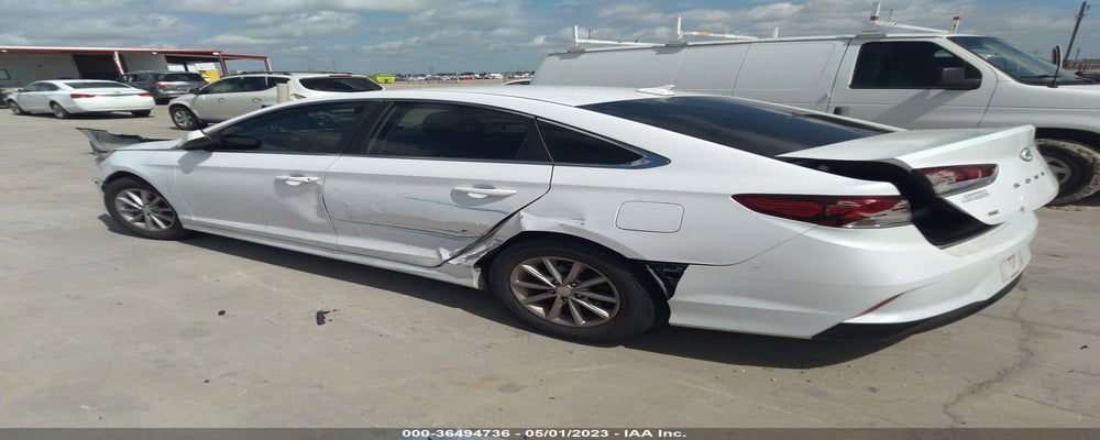 5NPE24AF8JH620111 2018 HYUNDAI SONATA photo no. 3