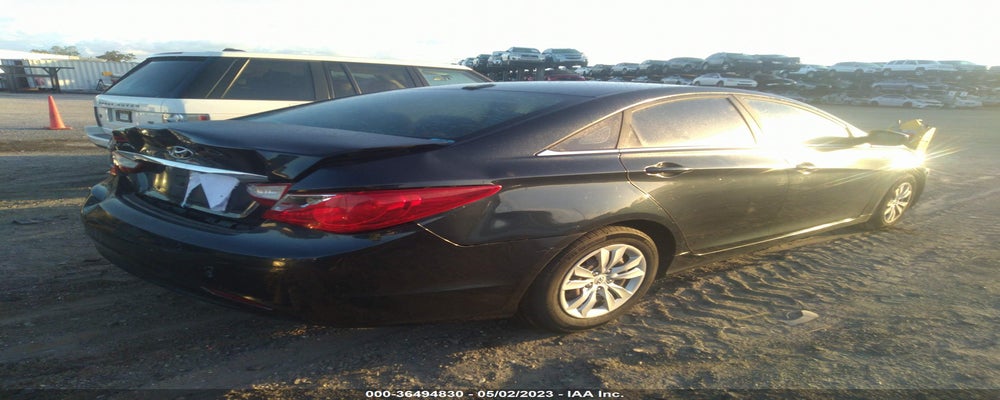 5NPEB4AC3BH014383 2011 HYUNDAI SONATA photo no. 4