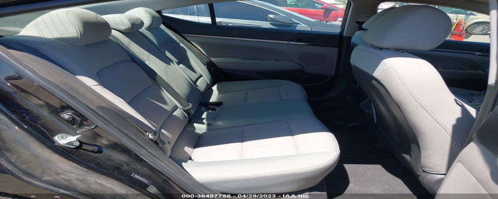 5NPD84LF8HH055232 2017 HYUNDAI ELANTRA photo no. 8
