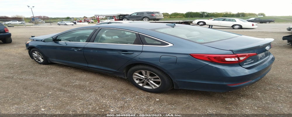 5NPE24AF8FH208813 2015 HYUNDAI SONATA photo no. 3