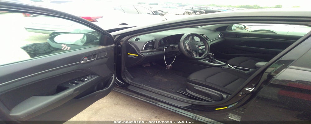 KMHD84LF3JU493227 2018 HYUNDAI ELANTRA photo no. 5