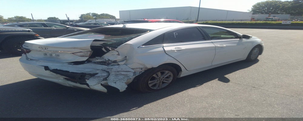 5NPEB4AC1DH752928 2013 HYUNDAI SONATA photo no. 4