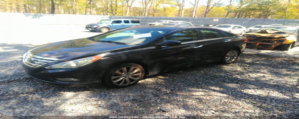 5NPEC4AC0BH199618 2011 HYUNDAI SONATA photo no. 2