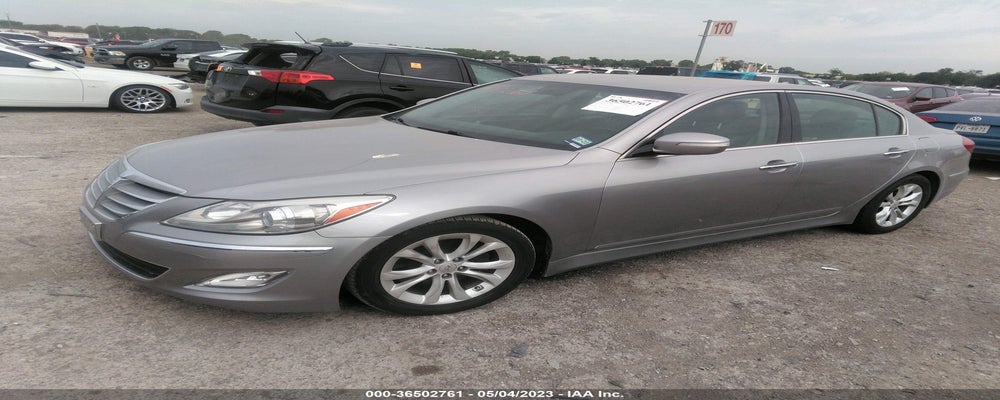 KMHGC4DD3DU215506 2013 HYUNDAI GENESIS photo no. 2