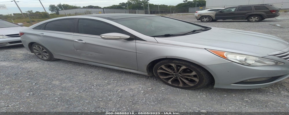 5NPEC4AB4EH846565 2014 HYUNDAI SONATA photo no. 16