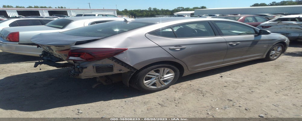 KMHD84LF3LU910820 2020 HYUNDAI ELANTRA photo no. 4