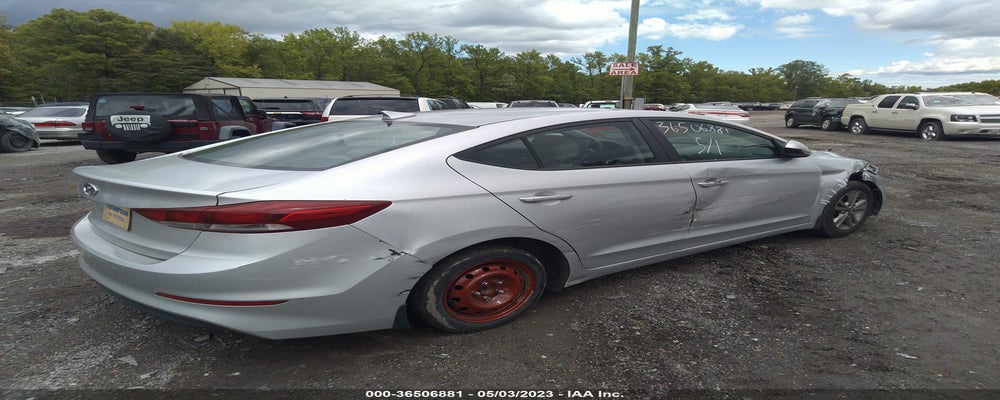 KMHD84LF3HU407232 2017 HYUNDAI ELANTRA photo no. 4