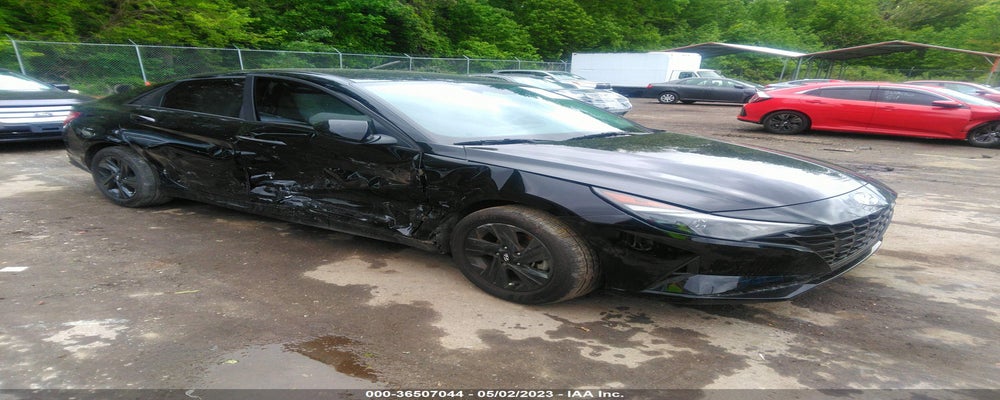 KMHLM4AG2PU376301 2023 HYUNDAI ELANTRA photo no. 3