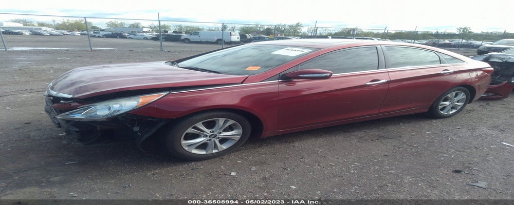 5NPEC4AC5BH169255 2011 HYUNDAI SONATA photo no. 2