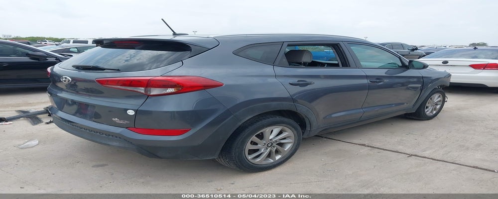 KM8J33A47GU061696 2016 HYUNDAI TUCSON photo no. 4