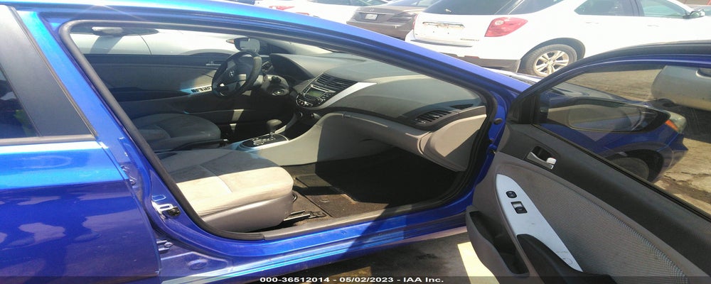 KMHCT4AE4DU548230 2013 HYUNDAI ACCENT photo no. 5