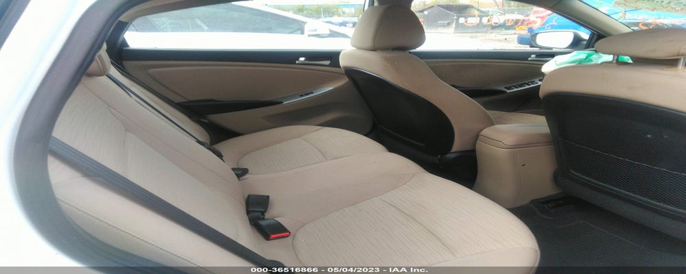 KMHCT4AE1HU343065 2017 HYUNDAI ACCENT photo no. 8