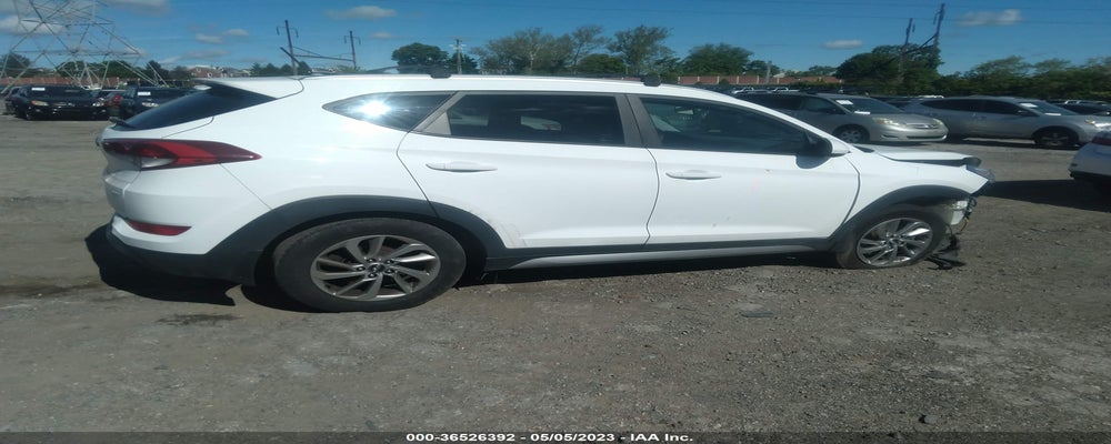 KM8J3CA48HU369400 2017 HYUNDAI TUCSON photo no. 4