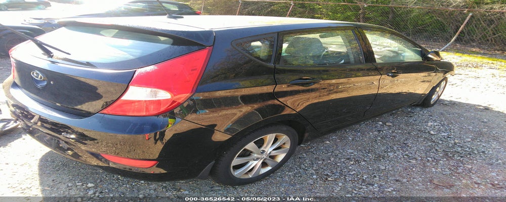 KMHCU5AE5DU085372 2013 HYUNDAI ACCENT photo no. 4