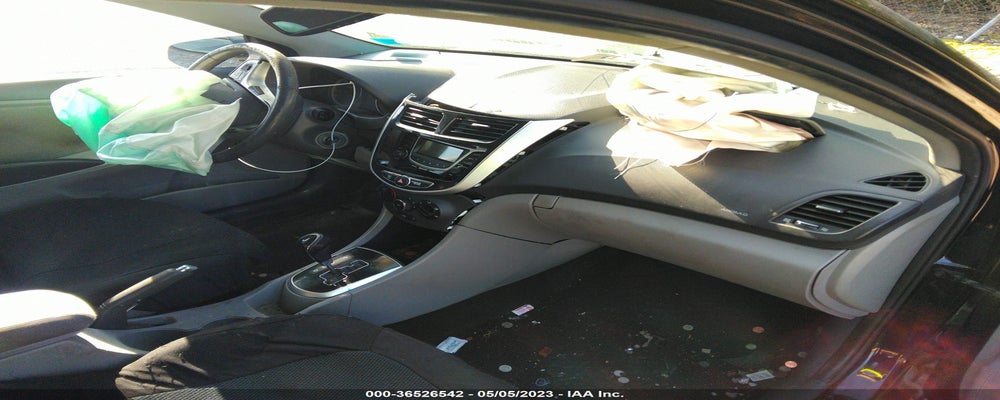 KMHCU5AE5DU085372 2013 HYUNDAI ACCENT photo no. 5