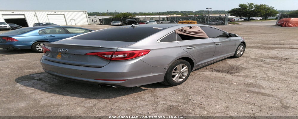 5NPE24AFXGH403913 2016 HYUNDAI SONATA photo no. 4