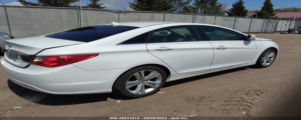 5NPEB4AC3CH379194 2012 HYUNDAI SONATA photo no. 4
