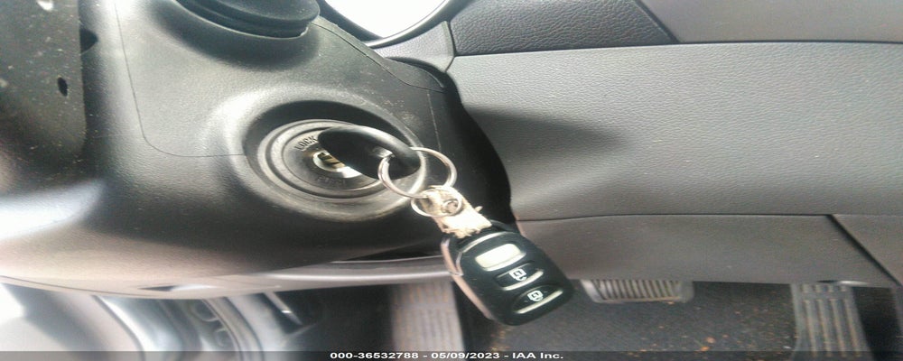5NPDH4AE8GH764946 2016 HYUNDAI ELANTRA photo no. 11
