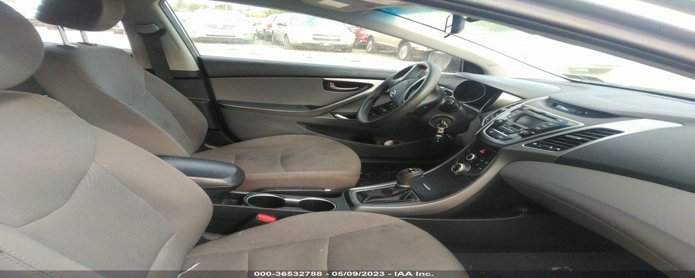 5NPDH4AE8GH764946 2016 HYUNDAI ELANTRA photo no. 5