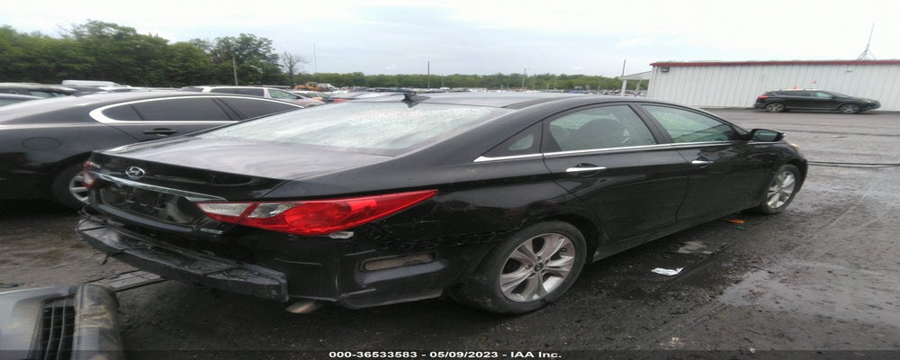 5NPEC4AC4DH672939 2013 HYUNDAI SONATA photo no. 4