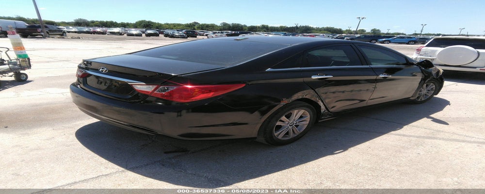 5NPEB4AC5BH107129 2011 HYUNDAI SONATA photo no. 4