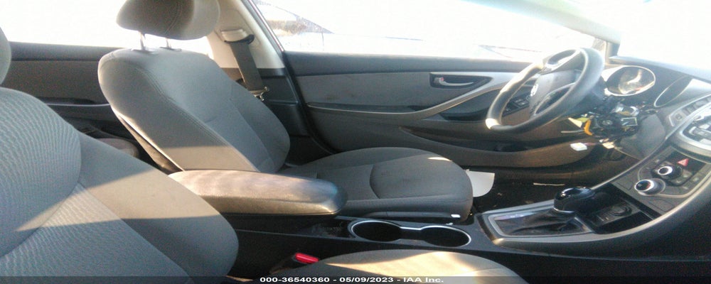 5NPDH4AE2GH656015 2016 HYUNDAI ELANTRA photo no. 5