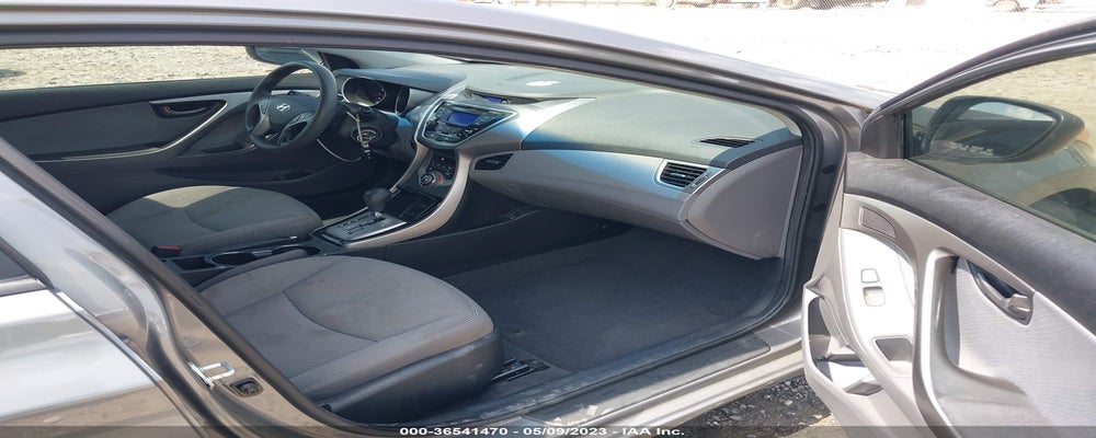 5NPDH4AE5DH377945 2013 HYUNDAI ELANTRA photo no. 5