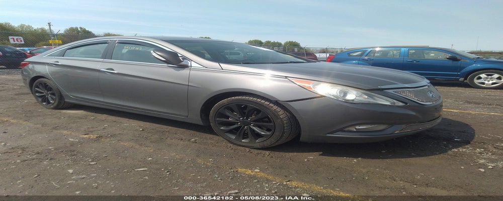 5NPEC4ACXBH065358 2011 HYUNDAI SONATA photo no. 8
