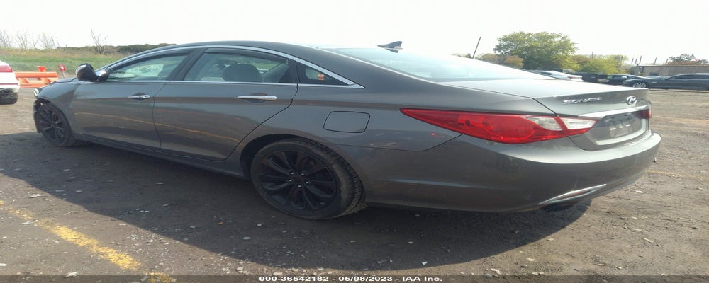 5NPEC4ACXBH065358 2011 HYUNDAI SONATA photo no. 3
