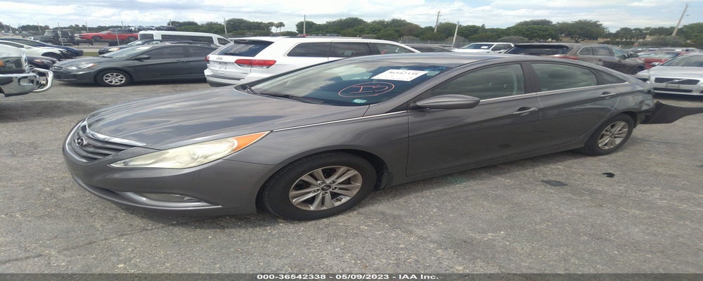 5NPEB4AC3DH667623 2013 HYUNDAI SONATA photo no. 2