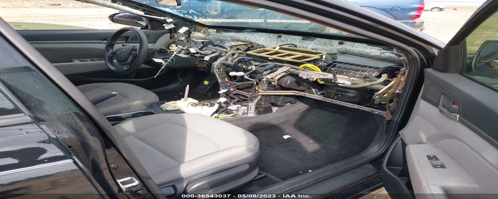 5NPD84LF0HH009281 2017 HYUNDAI ELANTRA photo no. 5